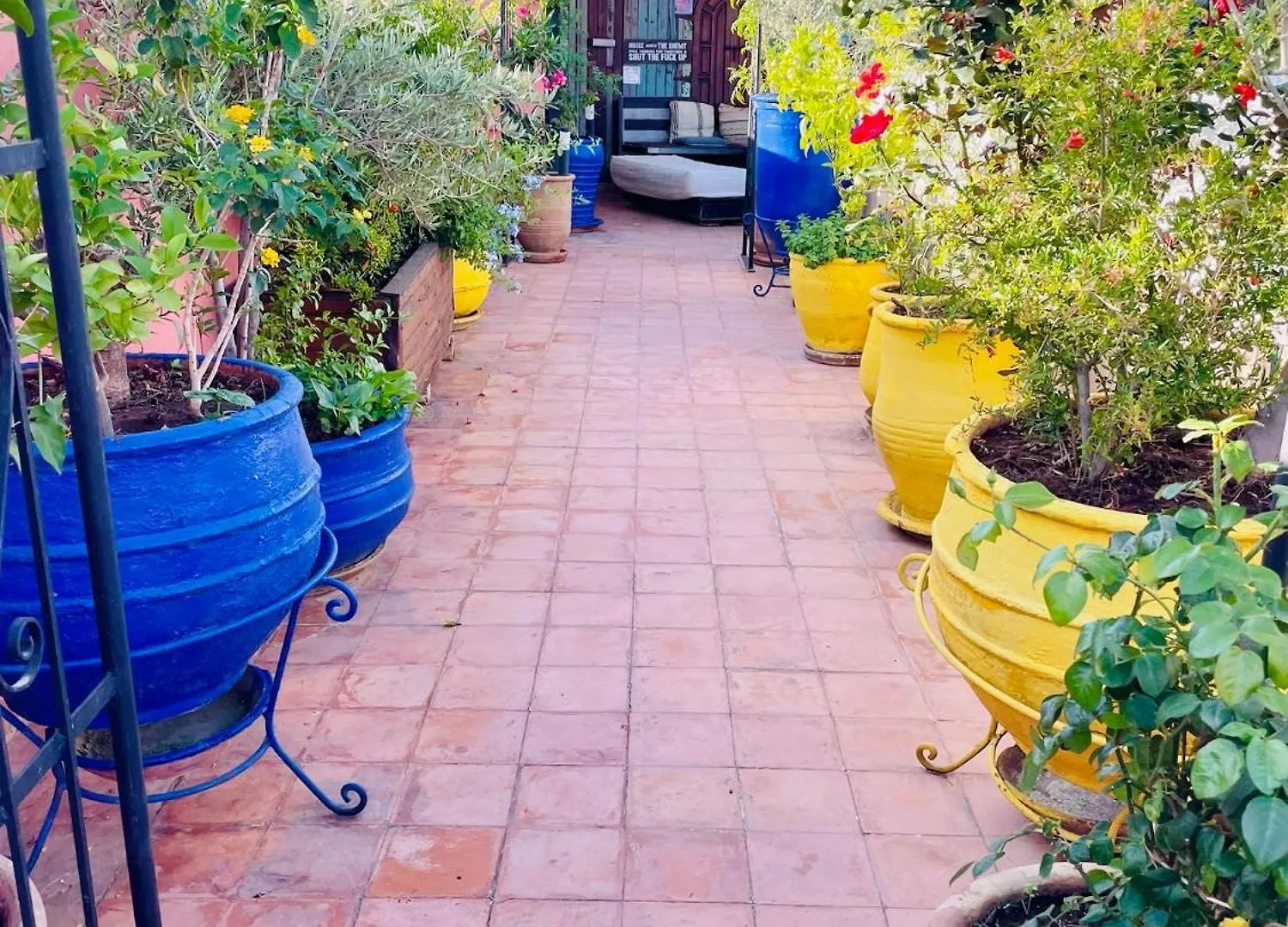 Exclusive And Stylish 4-Bedroom Riad With Plunge Pool مراكش