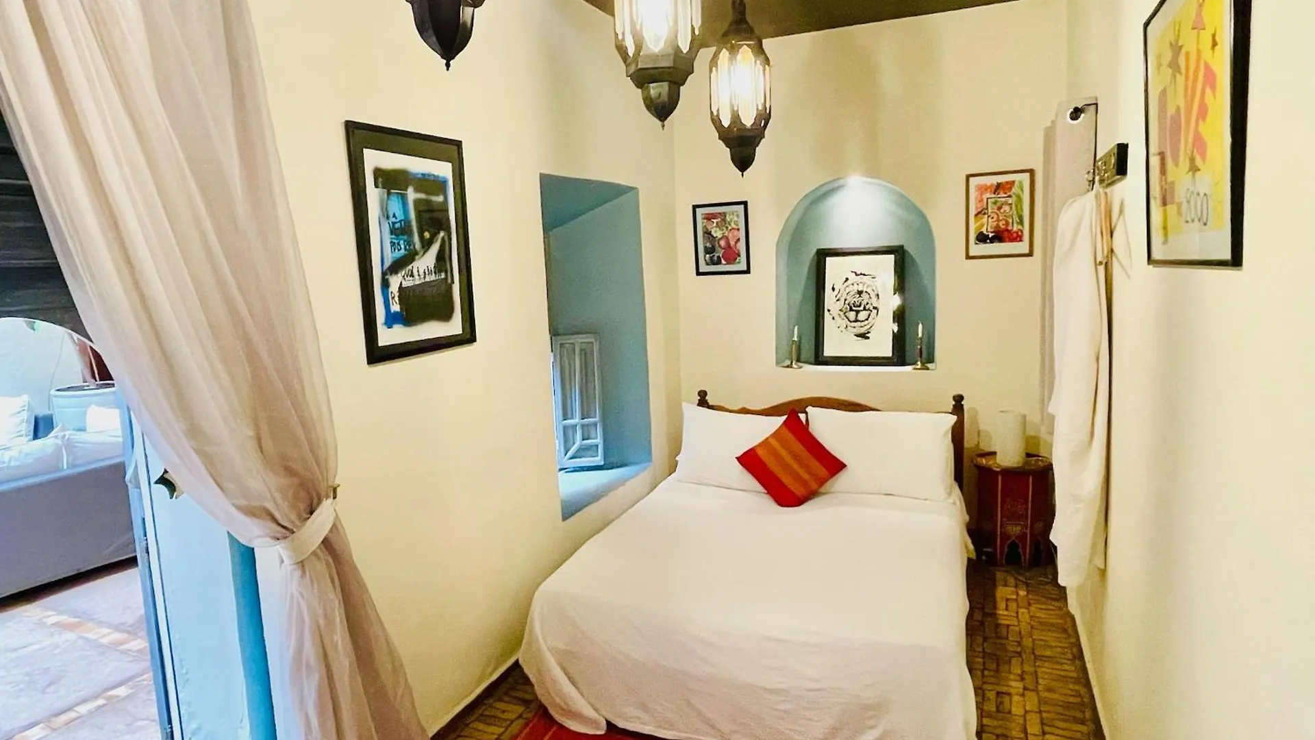 شقة Exclusive And Stylish 4-Bedroom Riad With Plunge Pool مراكش المغرب